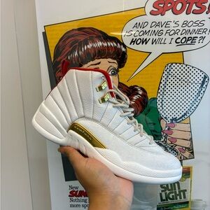 Air Jordan retro 12 fiba size 9 used